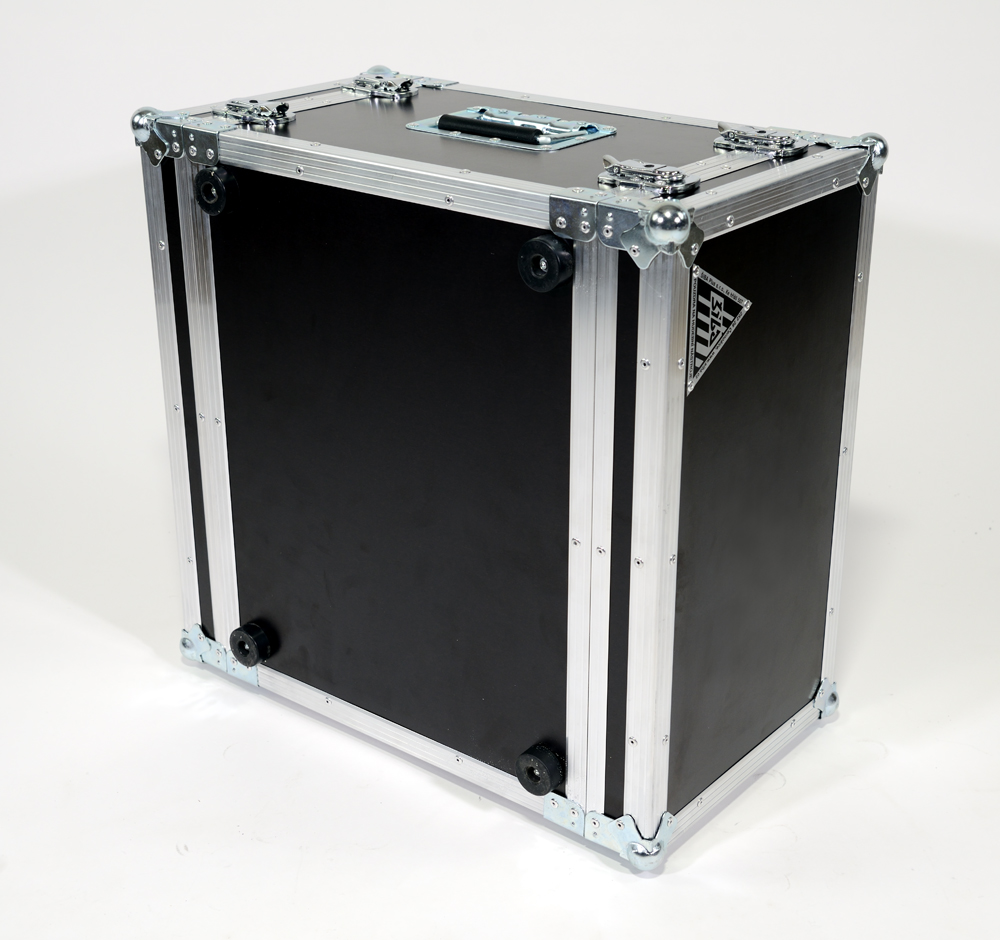04 - Economy Line FR3052E - 5U - 2D - 300mm