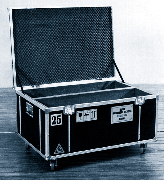 27 - FC 9012 Case na tubu