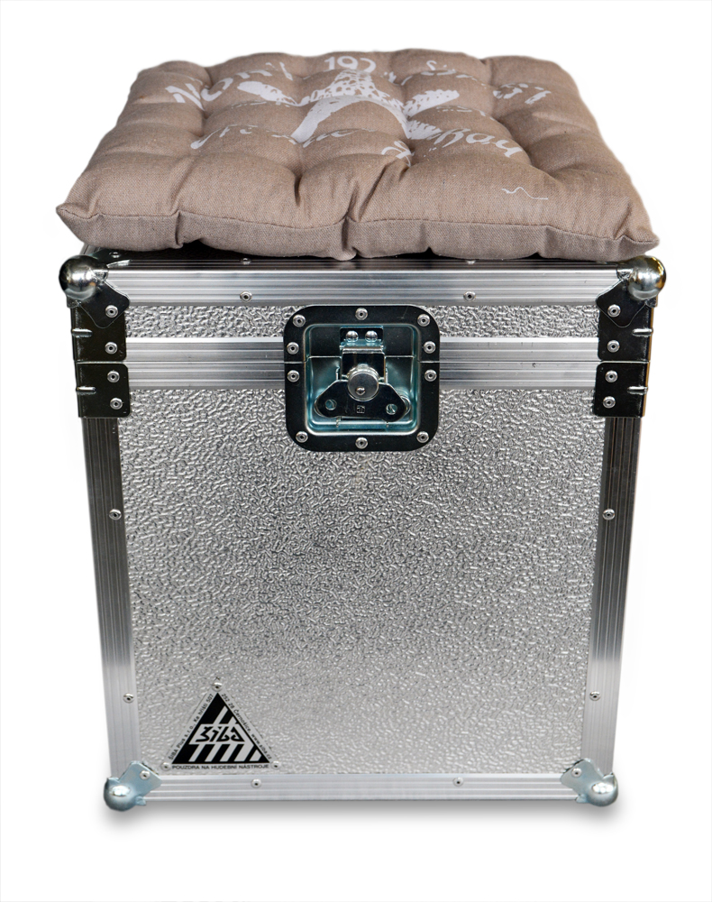 0013 - FF013 - Taburetka