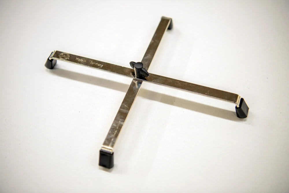 K17700 Nožičky pro trn na klarinet