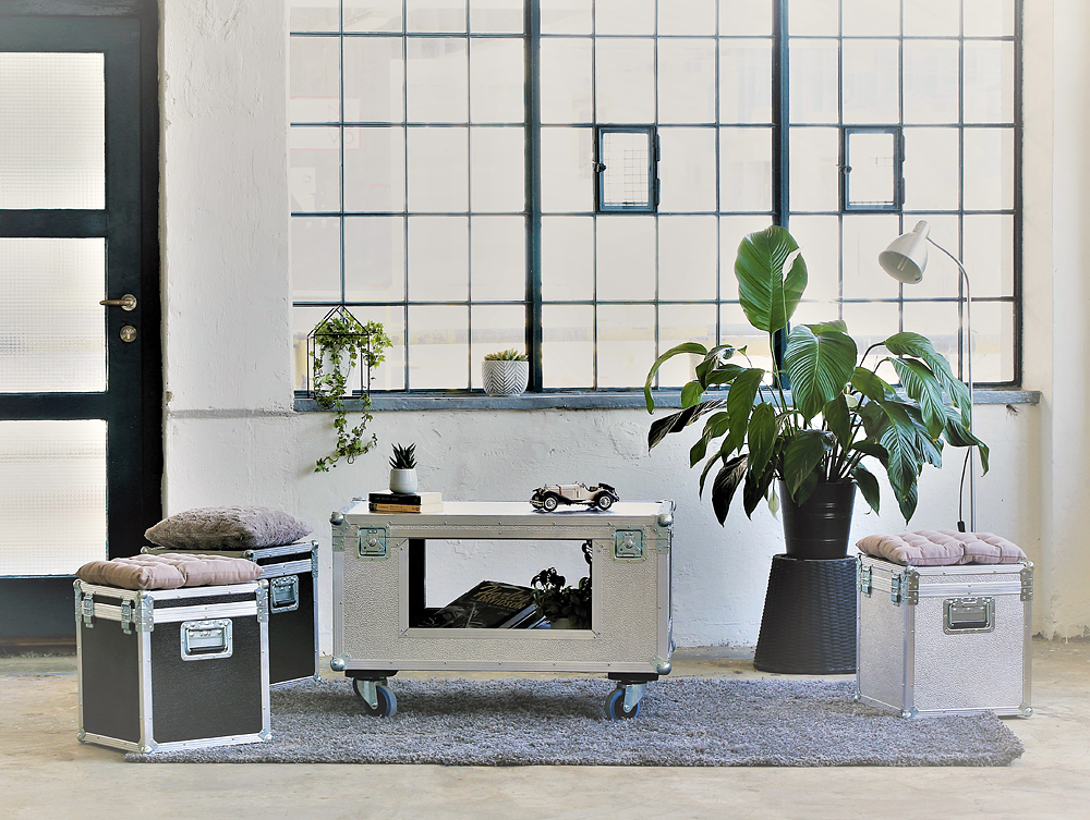 0009 - FF009 - Konferenční stolek